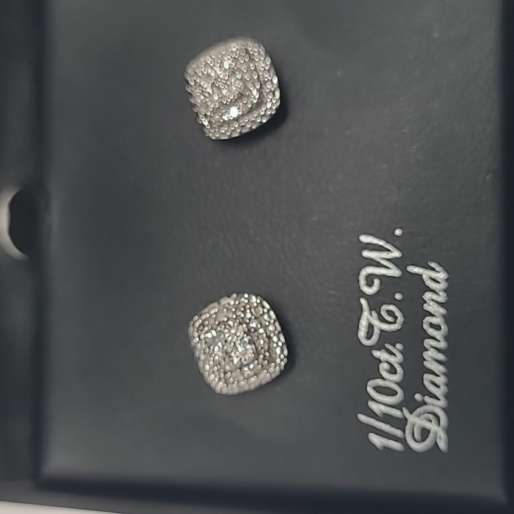 Women's 1/10 CT. T.W. Genuine White Diamond Sterling Silver Earrings - Picture 4 of 6